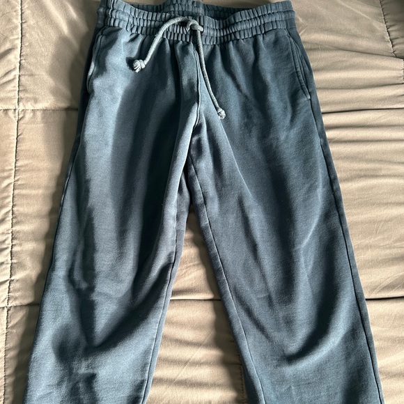 Aritzia Women’s Tna cozy fleece joggers Size M - Picture 1 of 2